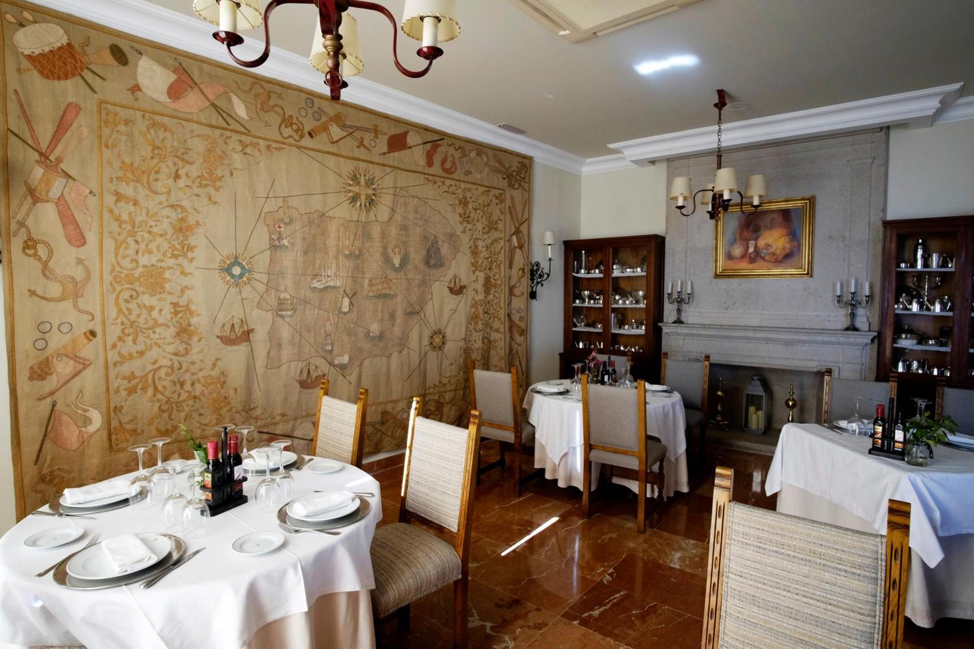 Parador De Ferrol Ngoại thất bức ảnh